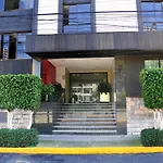 Hotel Del Rey